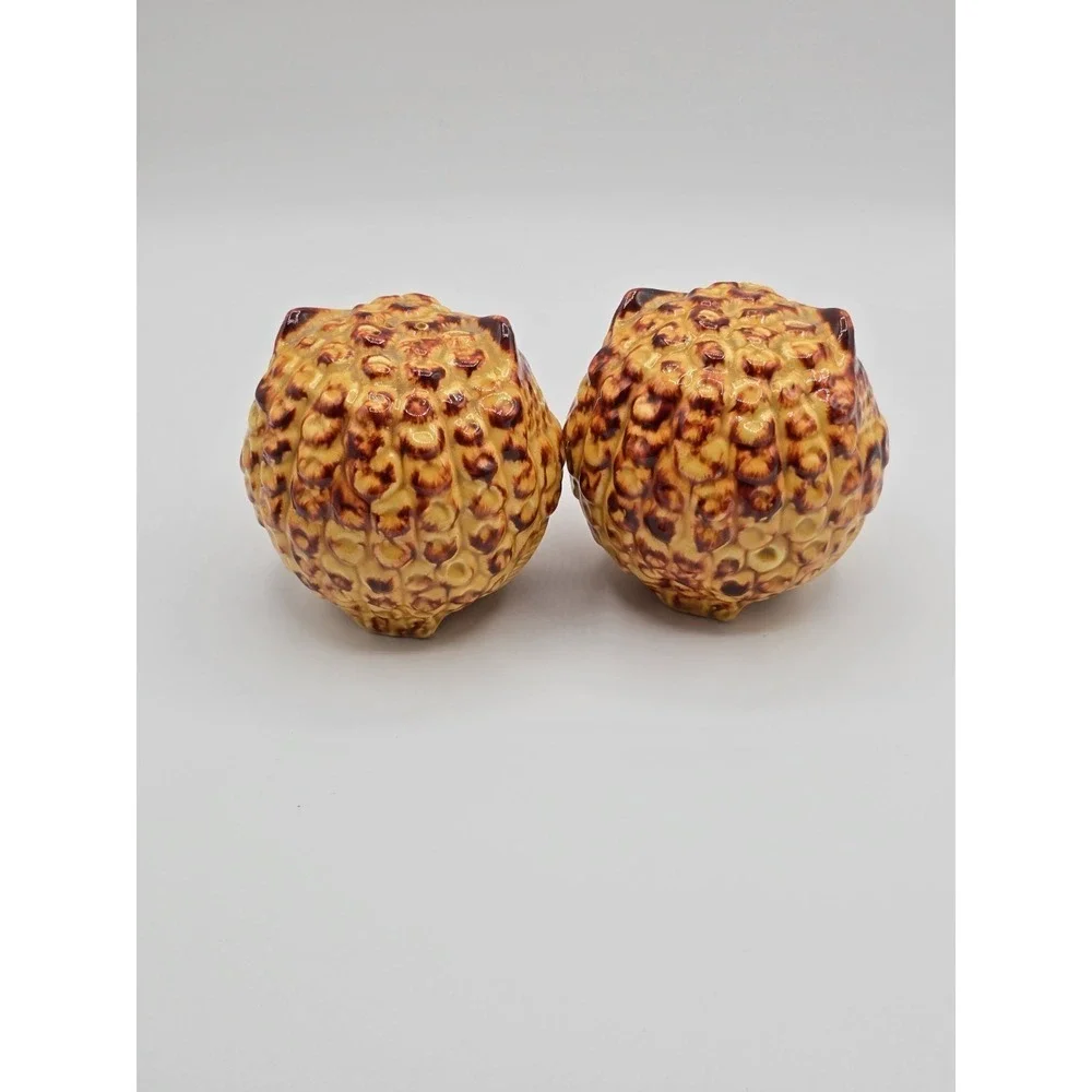 Pair‎ of Vintage MCM Ceramic Owl Salt & Pepper Shakers Chubby Round Bird